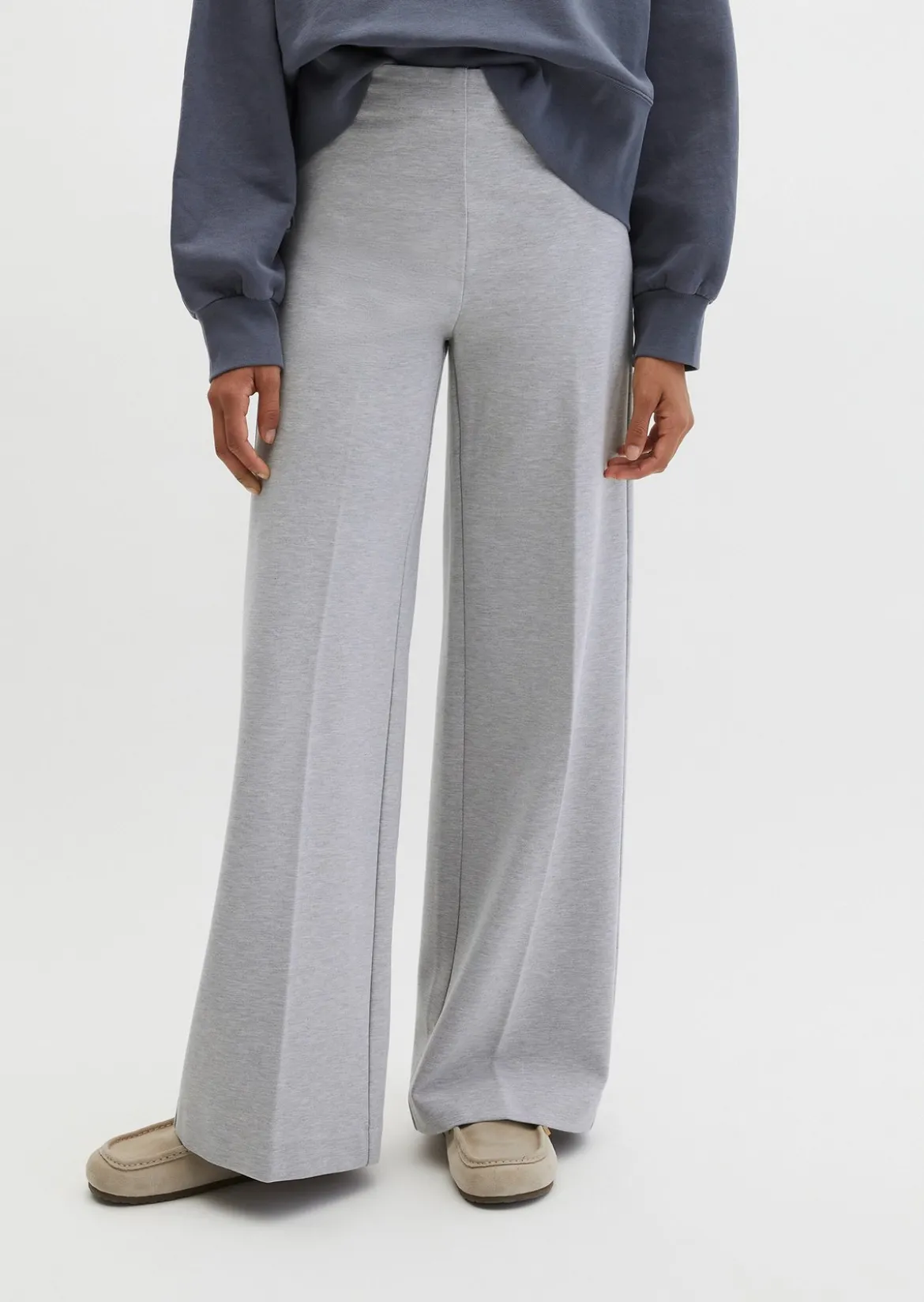 Jerseyhose Model Margo wide aus weichem Interlock-Jersey
