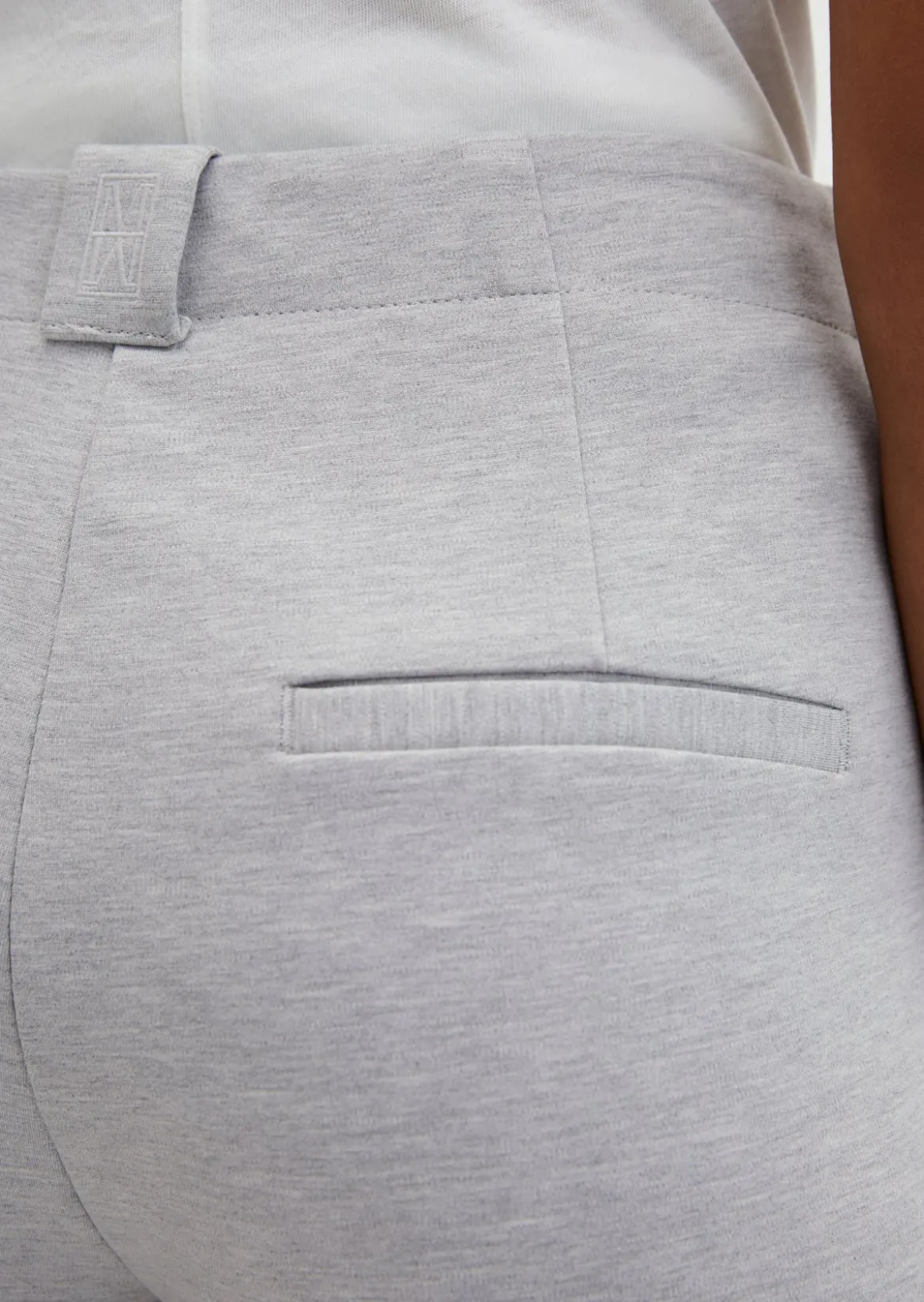 Jerseyhose Model Margo wide aus weichem Interlock-Jersey