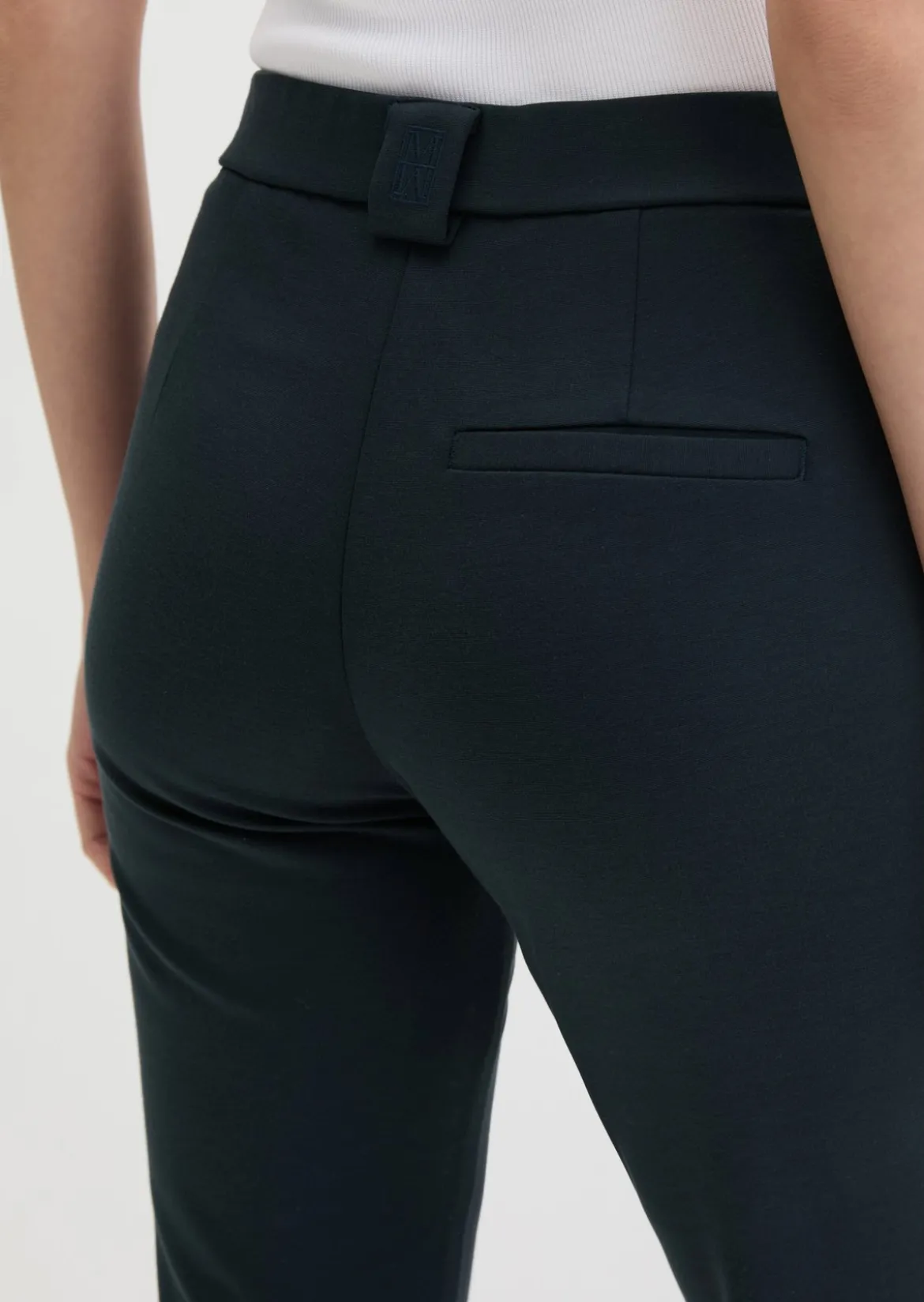 Jerseyhose Model Marthe flared aus Viskose-Stretch