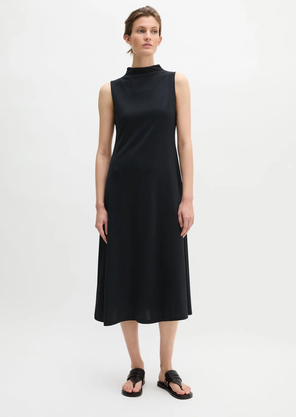 Jerseykleid fitted aus fließendem Soft-Touch-Jersey