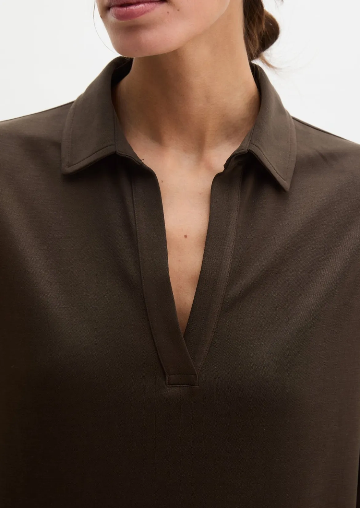 Jerseykleid fitted aus fließendem Soft-Touch-Jersey