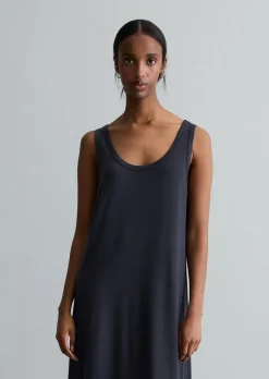 Jerseykleid relaxed aus fließendem Viskose-Stretch