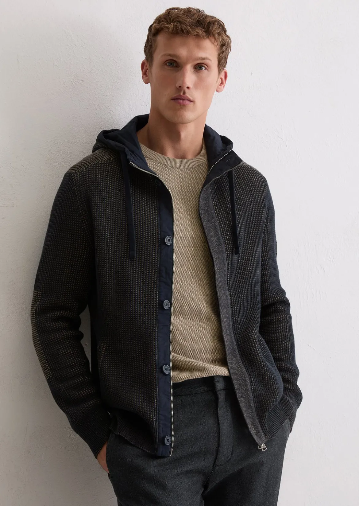 Kapuzen-Strickjacke regular aus Bio-Baumwolle