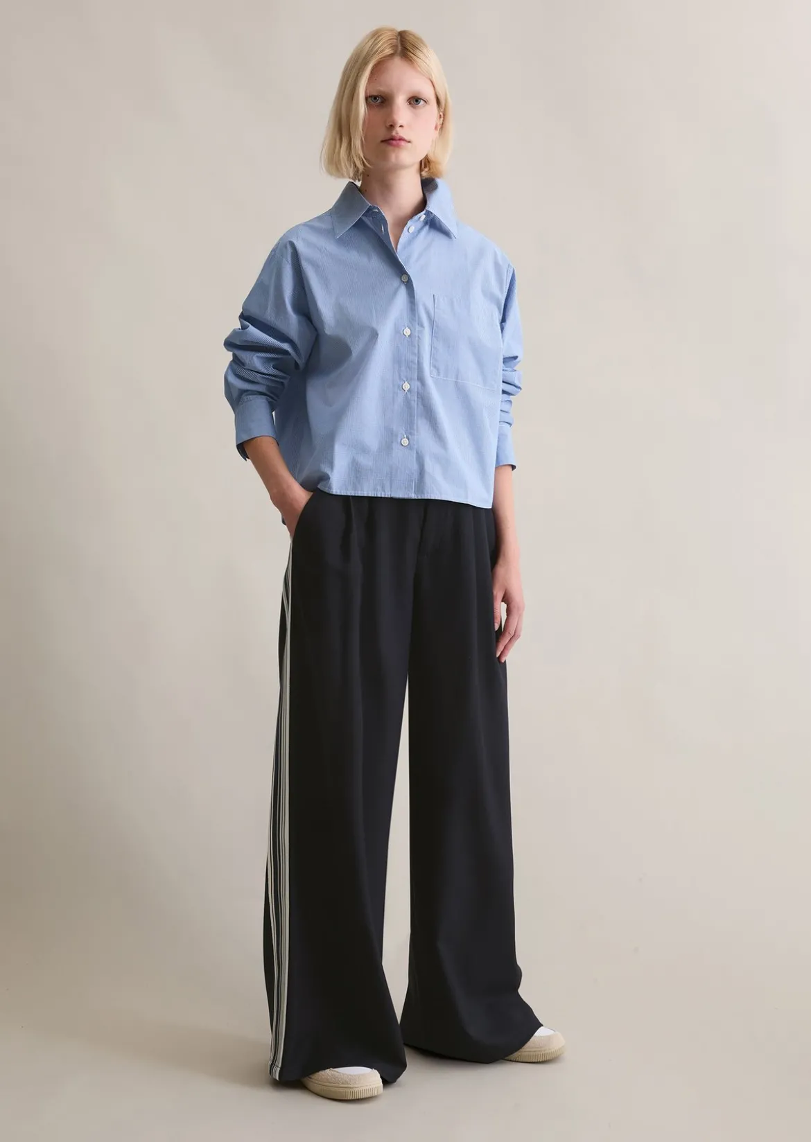 Karobluse relaxed cropped aus Papertouch-Popeline