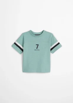 KIDS-BOYS T-Shirt mit gestreiften Ärmeln und Rückenprint