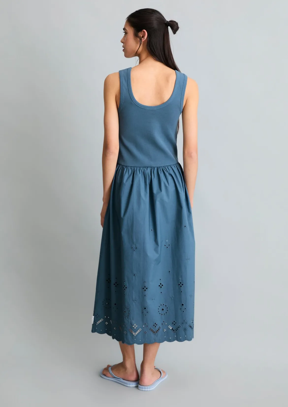Kleid mit Spitzenrock aus reinem Organic Cotton