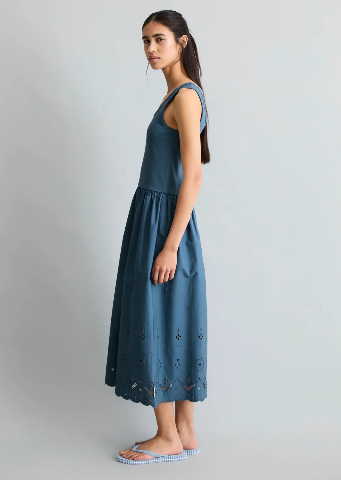 Kleid mit Spitzenrock aus reinem Organic Cotton