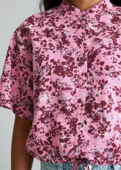 Kurzarm-Bluse relaxed aus bedrucktem Viskose-Mix
