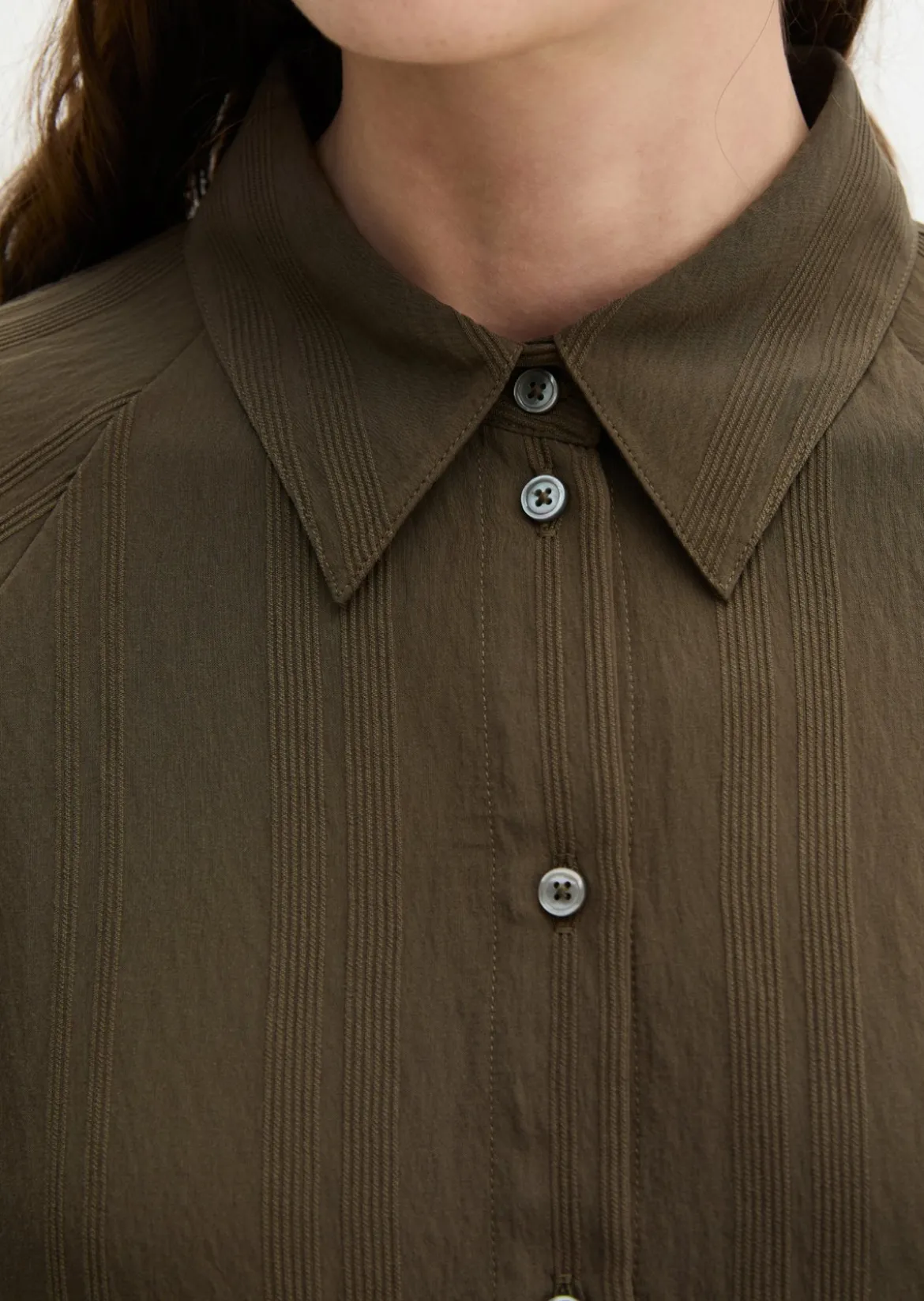 Kurzarm-Crinkle-Bluse relaxed aus LENZING™ ECOVERO™