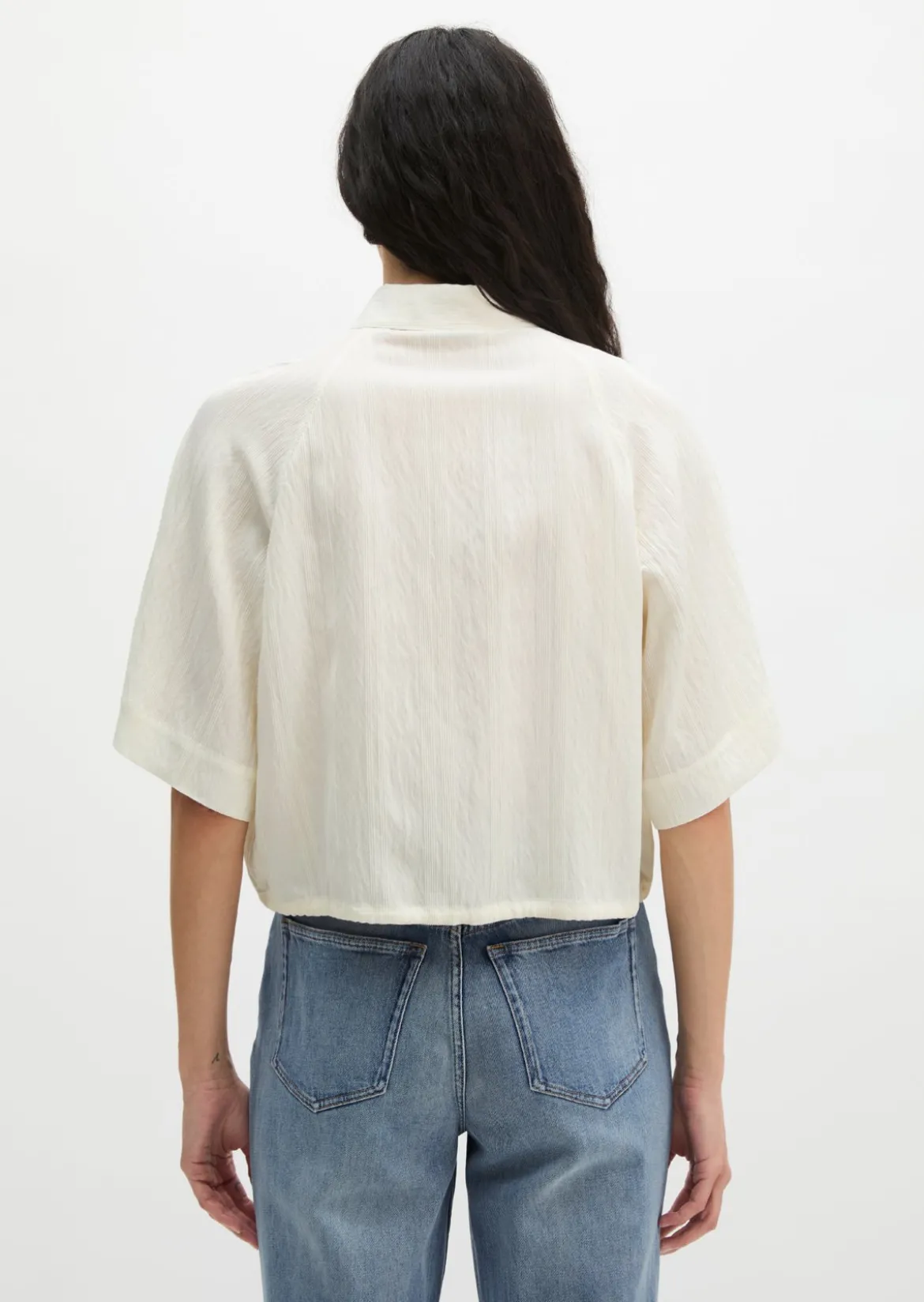 Kurzarm-Crinkle-Bluse relaxed aus LENZING™ ECOVERO™