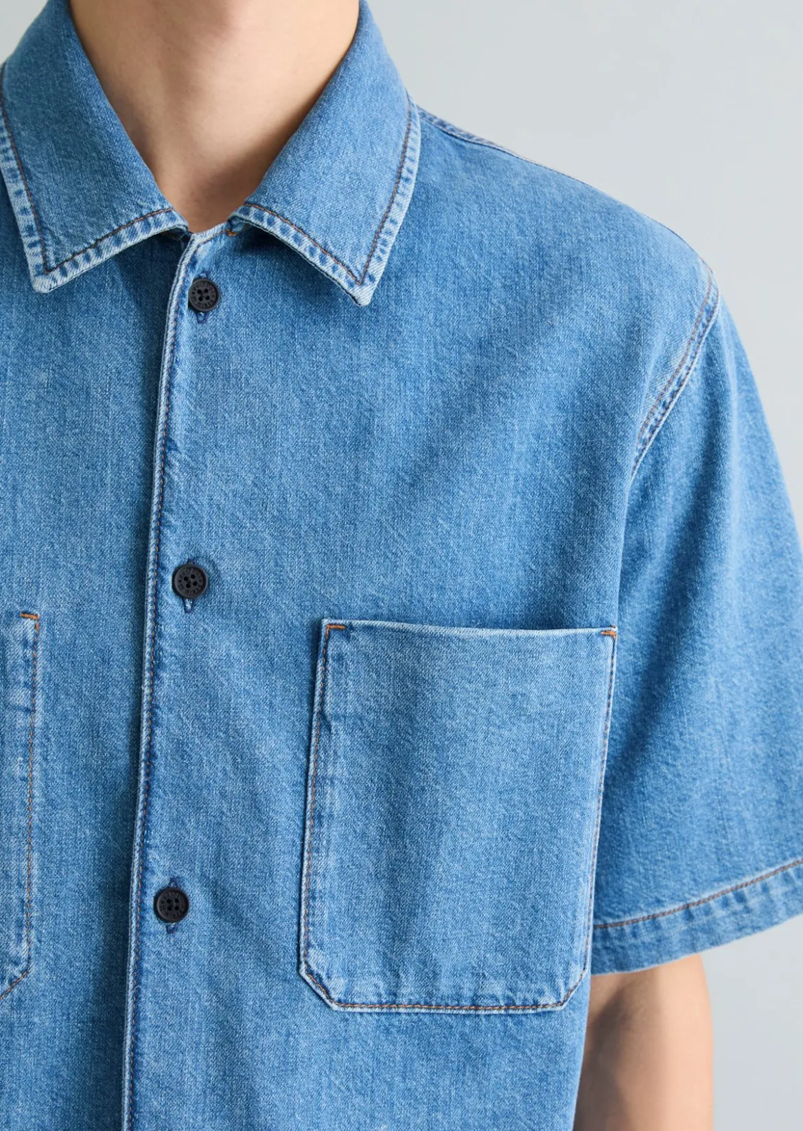 Kurzarm-Jeanshemd regular mit Ananasfasern