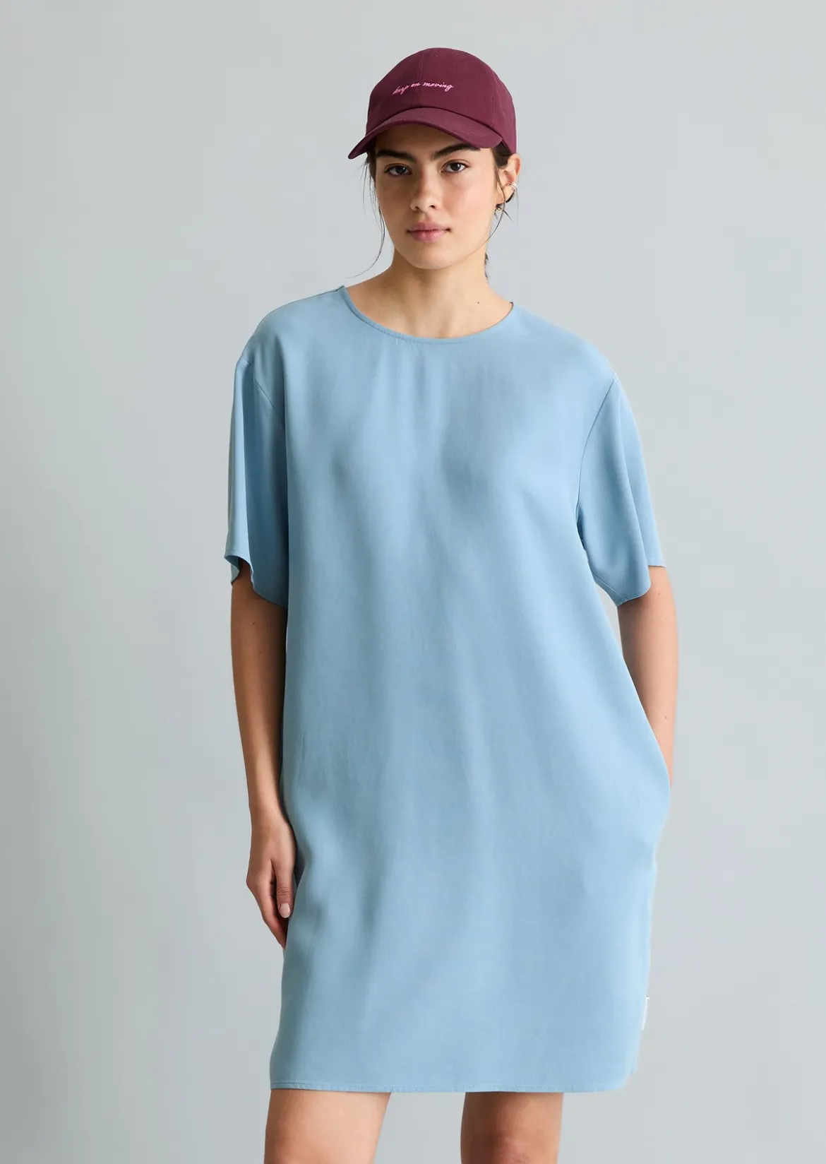 Kurzes Kleid relaxed aus LENZING™ Lyocell