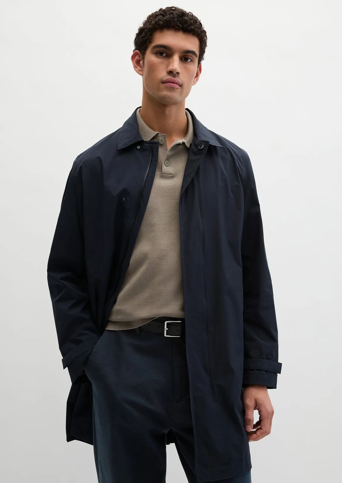 Kurzmantel regular aus recyceltem Polyester