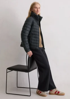 Leichte Steppjacke fitted mit recycelten Materialien
