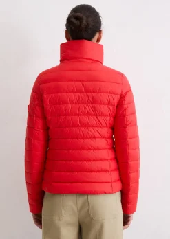 Leichte Steppjacke fitted mit recycelten Materialien