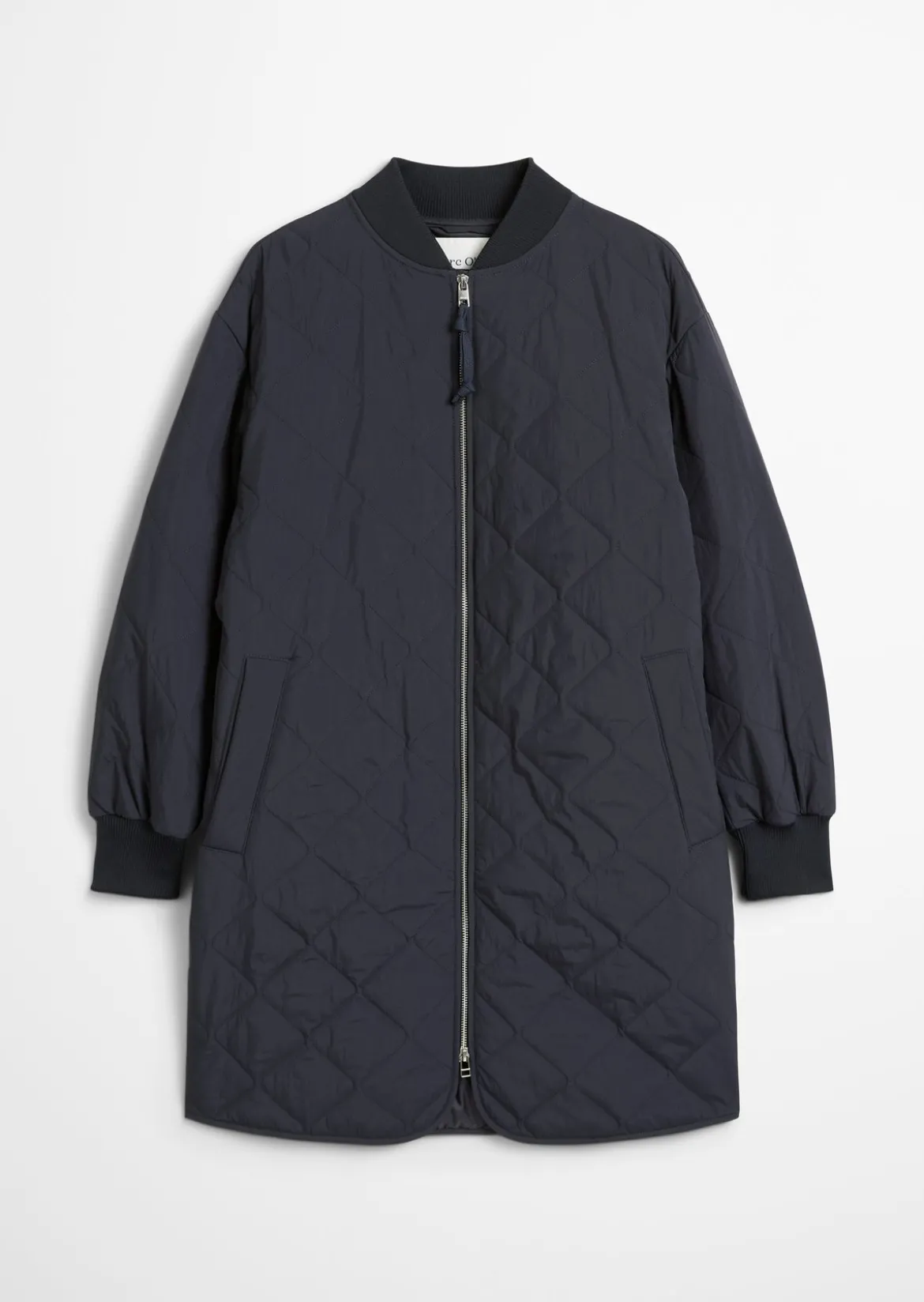 Leichter Steppmantel relaxed aus recyceltem Nylon