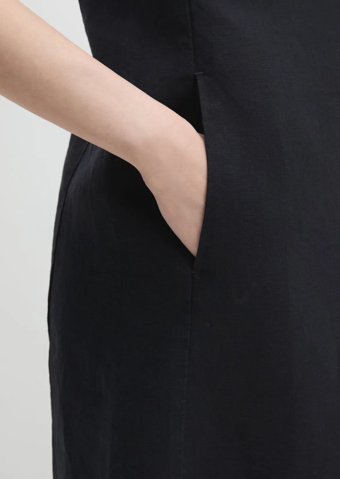 Leinen-Etuikleid shaped mit Eingrifftaschen