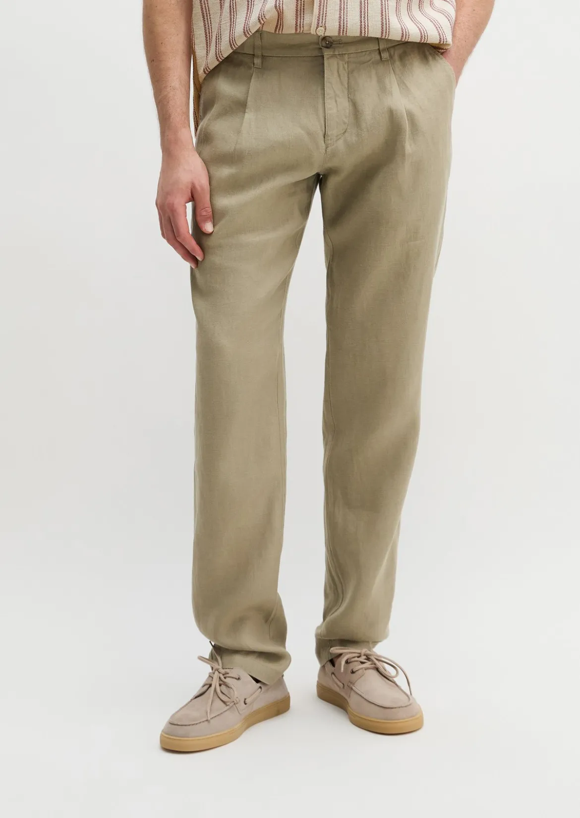 Leinenhose Model Osby Jogger pleats mit elastischem Bund