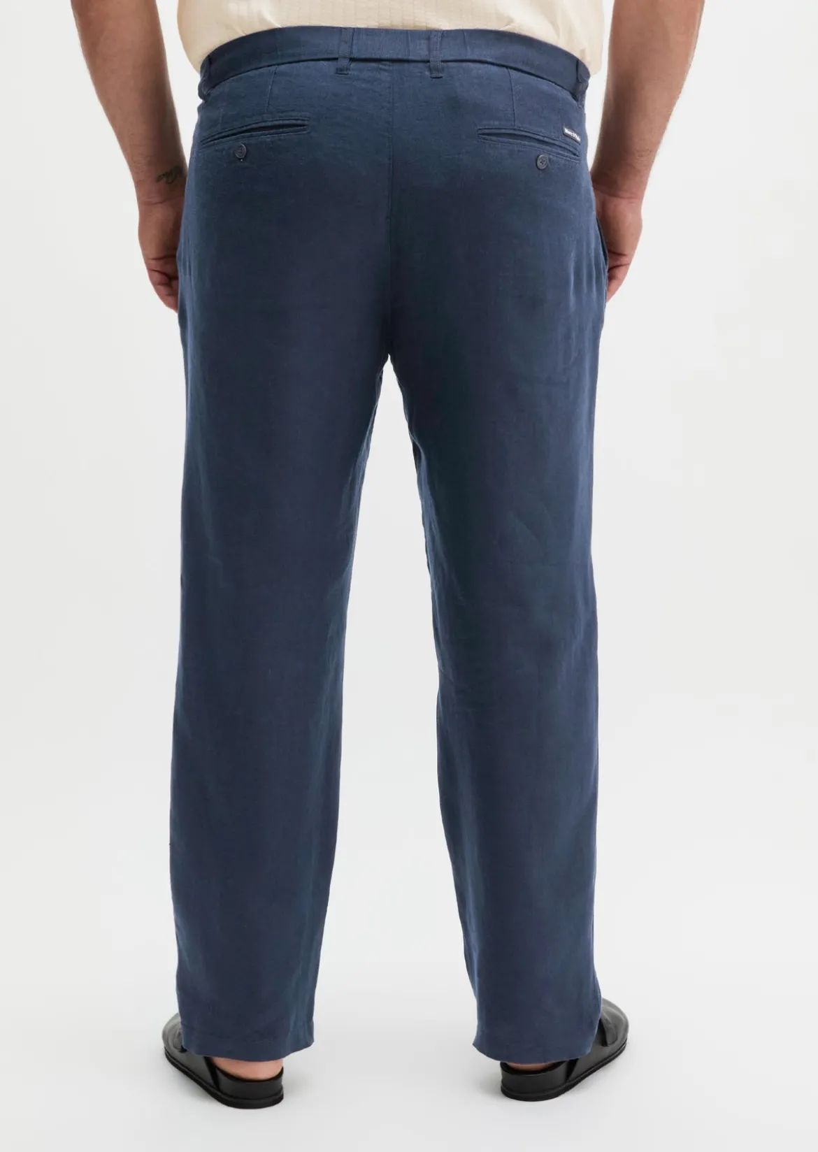 Leinenhose Model Osby Jogger pleats mit elastischem Bund