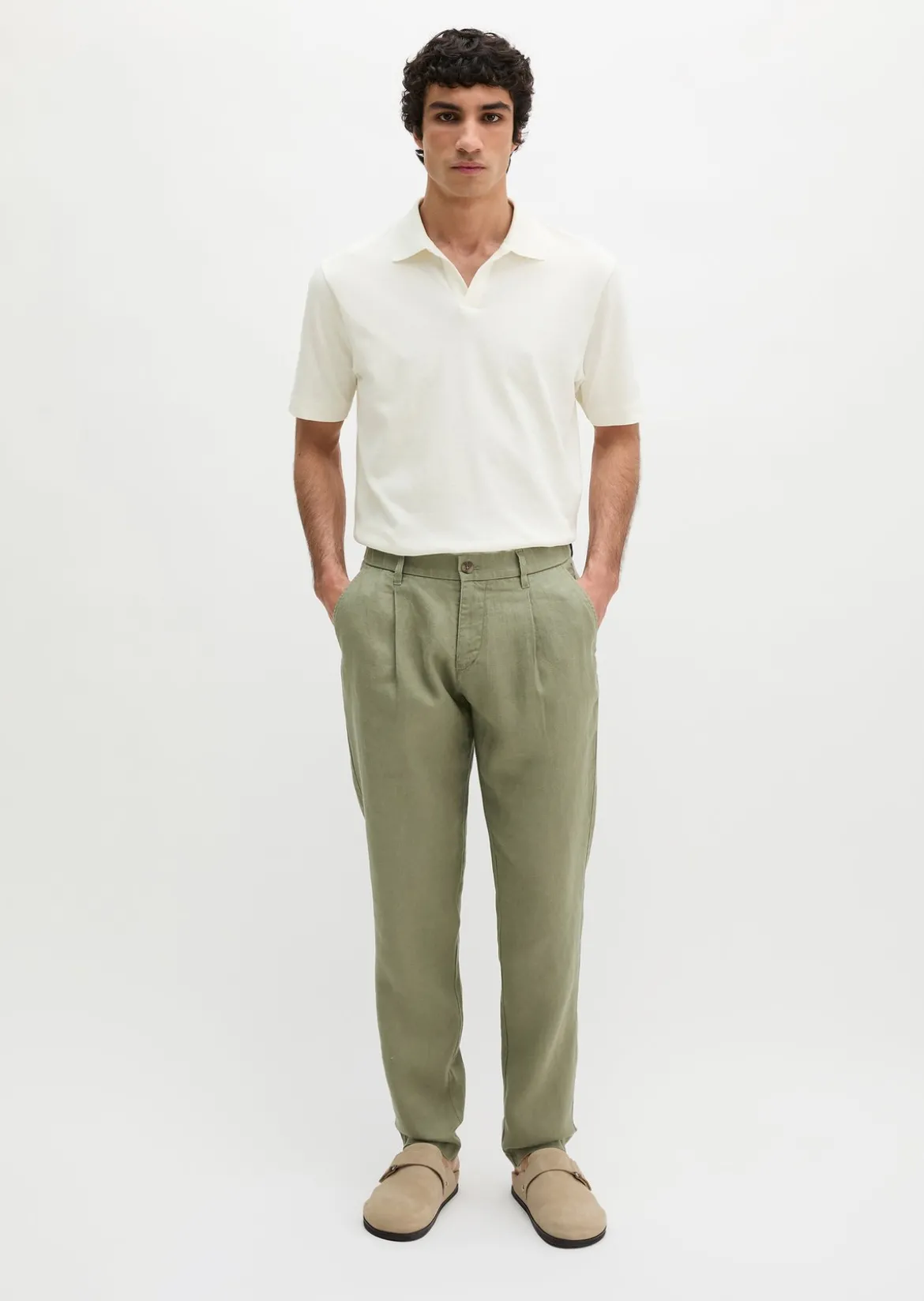 Leinenhose Model Osby Jogger pleats mit elastischem Bund