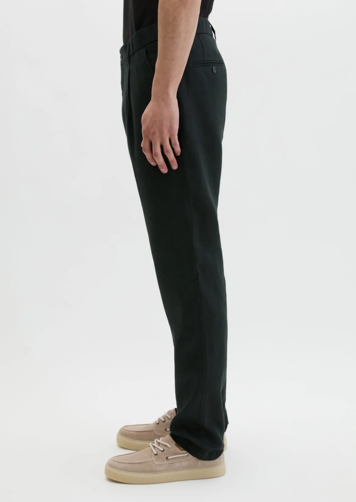 Leinenhose Model Osby Jogger pleats mit elastischem Bund