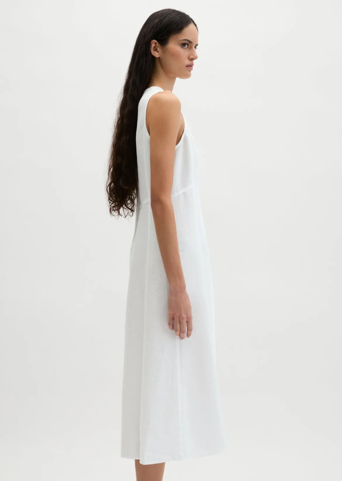 Leinenkleid shaped mit nahtfeinem Reißverschluss
