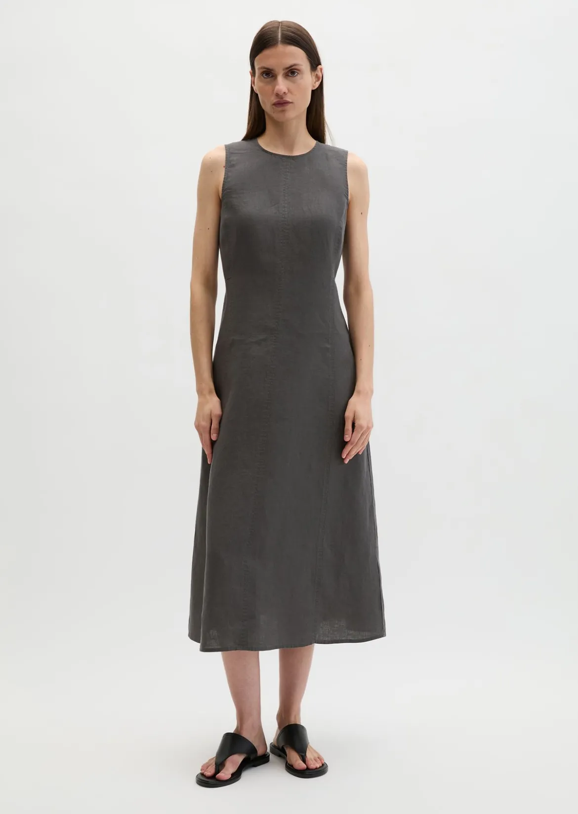 Leinenkleid shaped mit nahtfeinem Reißverschluss