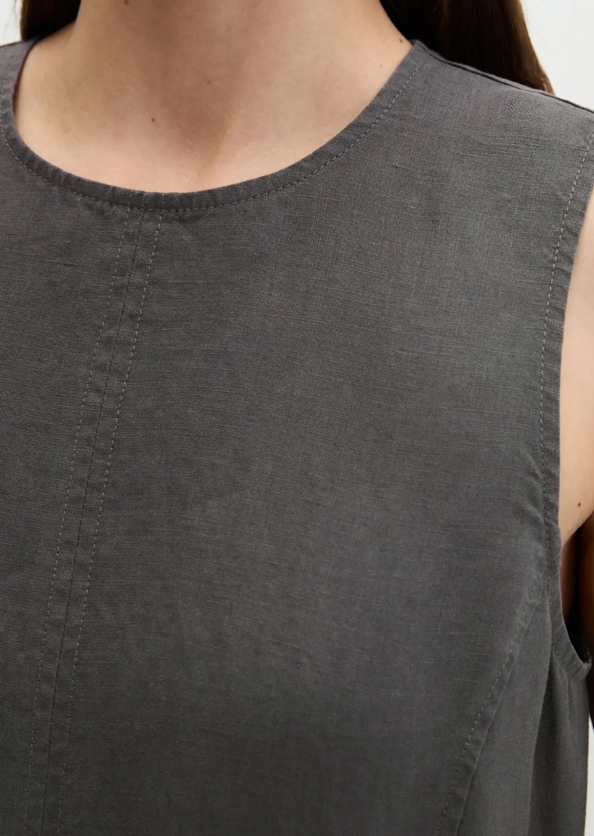 Leinenkleid shaped mit nahtfeinem Reißverschluss