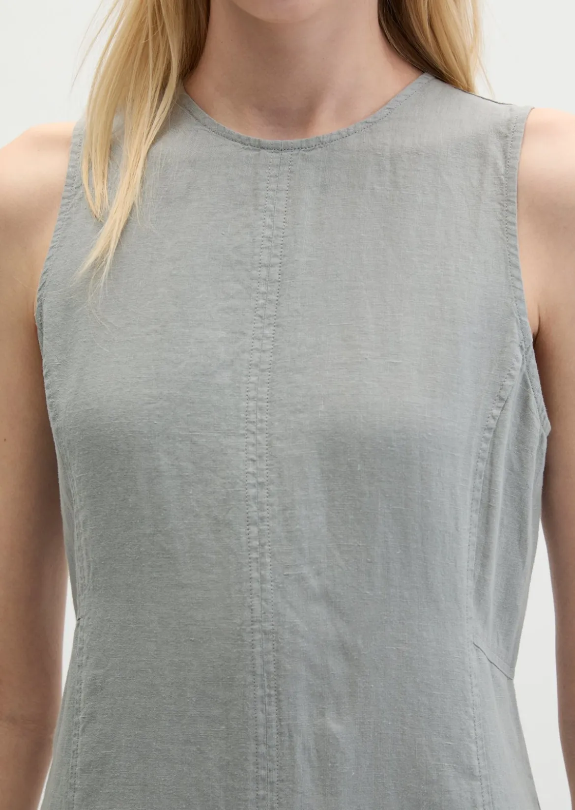Leinenkleid shaped mit nahtfeinem Reißverschluss