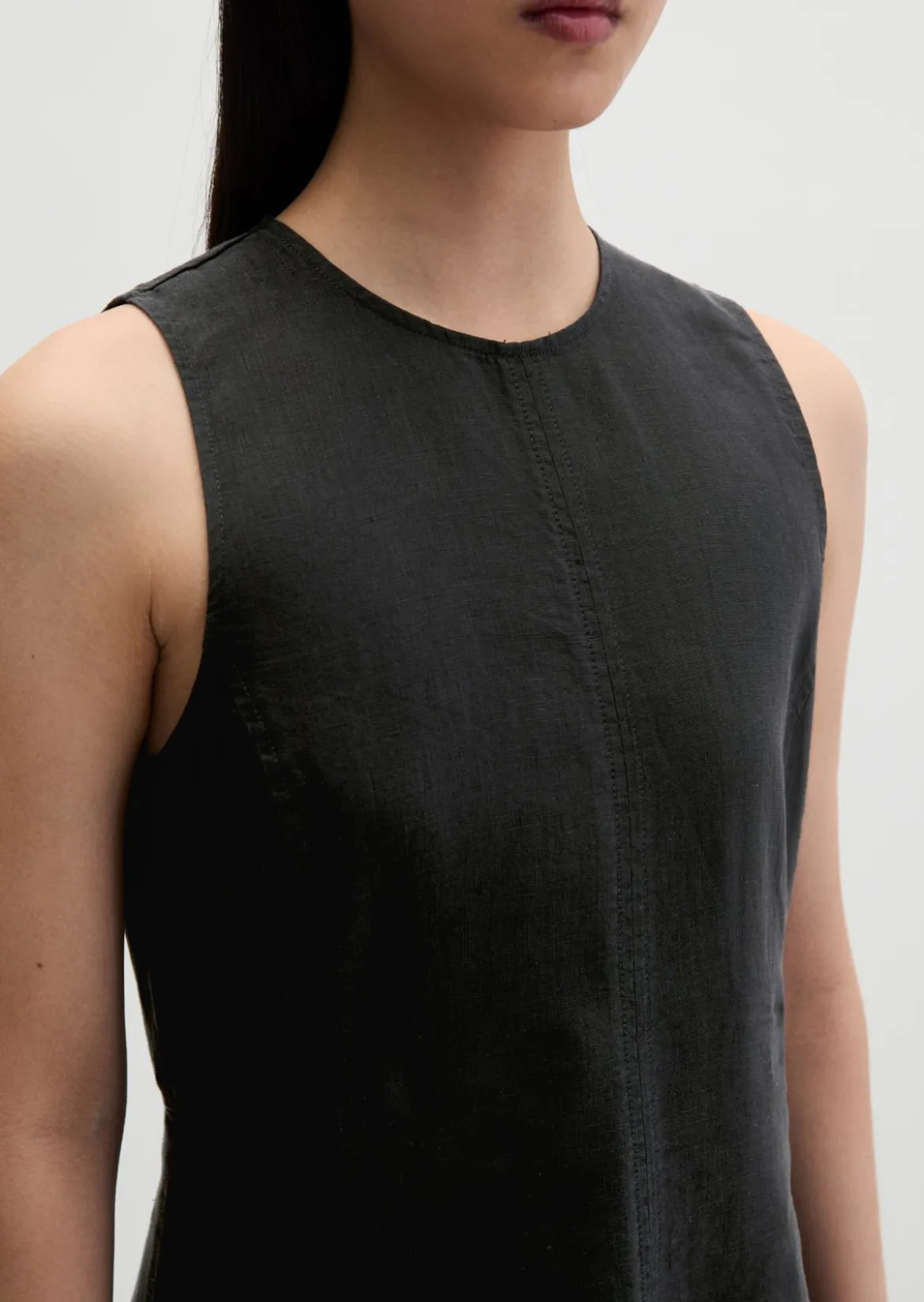 Leinenkleid shaped mit nahtfeinem Reißverschluss