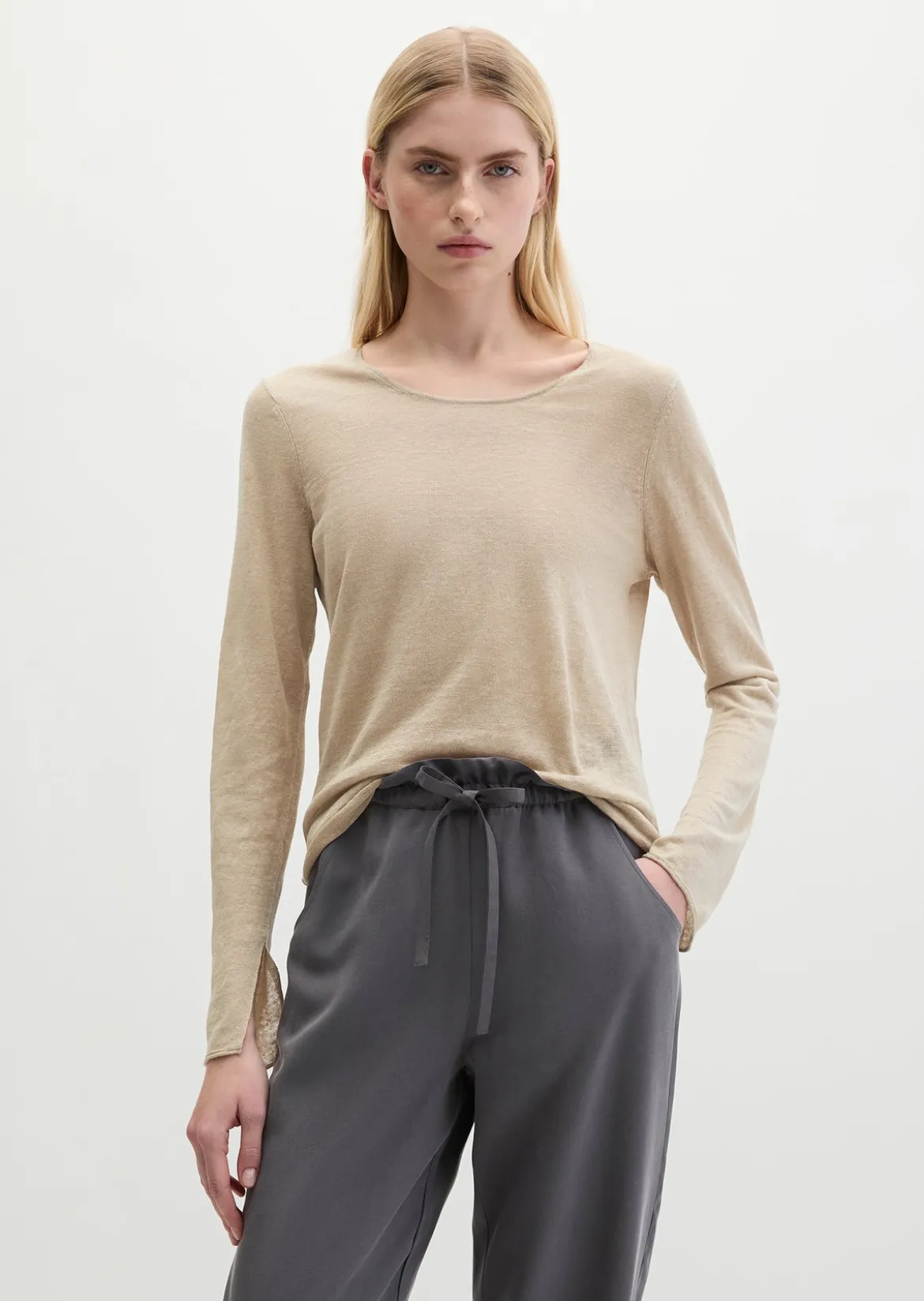 Leinenpullover regular mit Rundhalsausschnitt