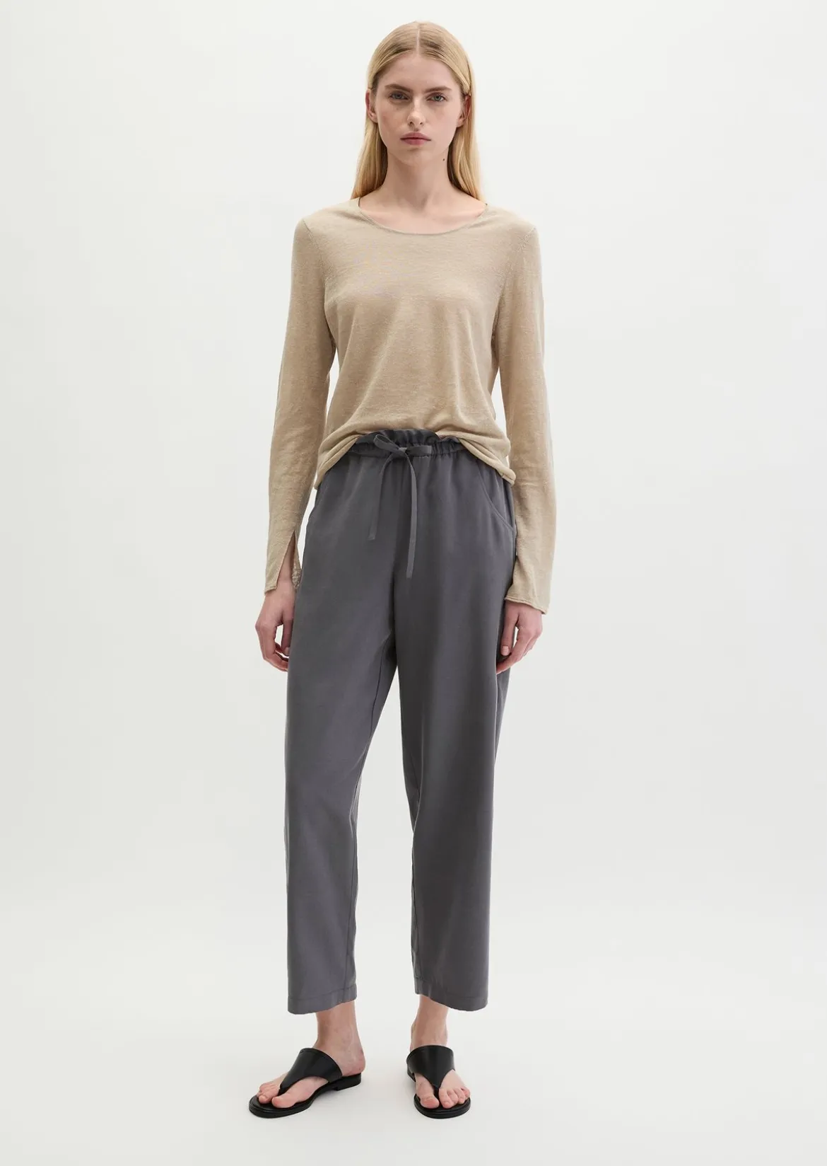 Leinenpullover regular mit Rundhalsausschnitt