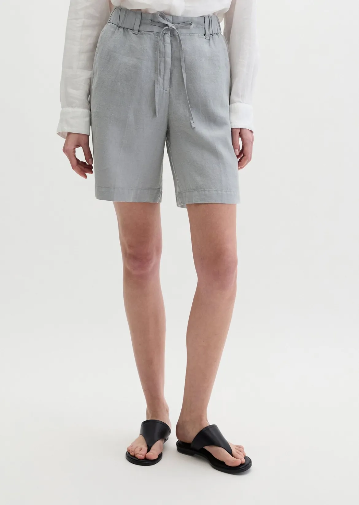 Leinenshorts relaxed mit elastischem Bund
