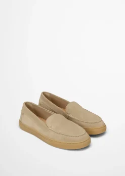Loafer Model Kara aus geöltem Veloursleder