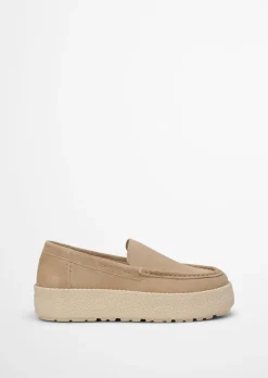 Loafer Model Pia aus weichem Veloursleder