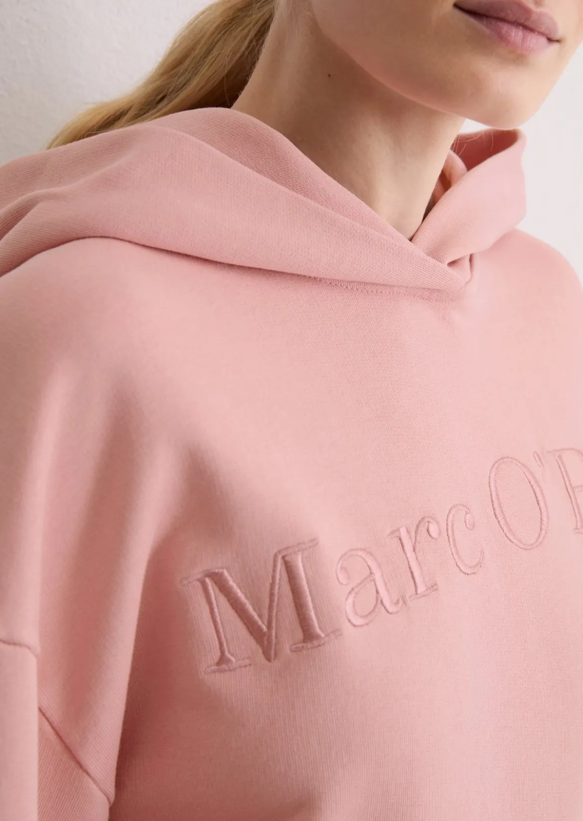 Logo-Kapuzensweatshirt relaxed aus Organic Cotton