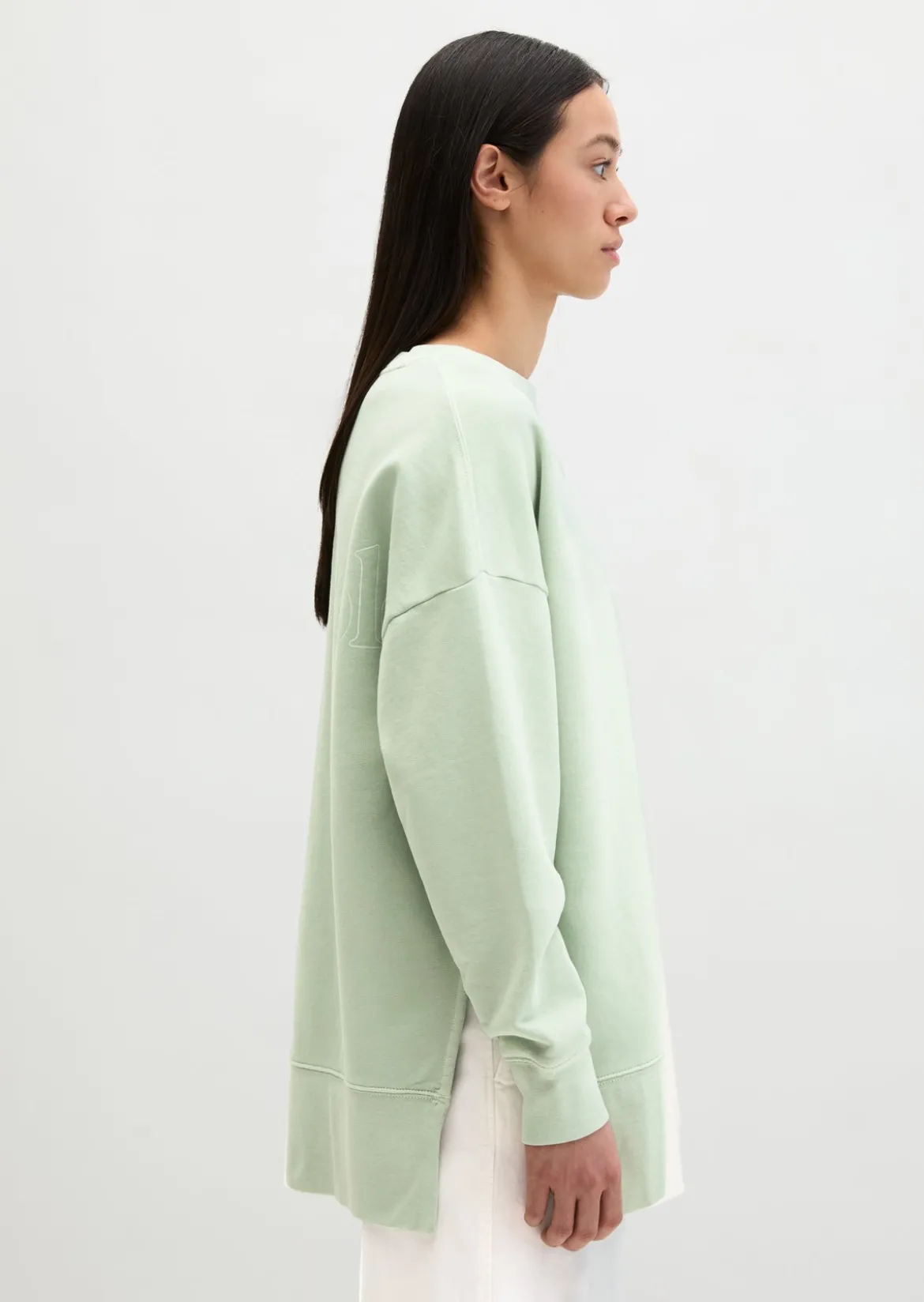 Logo-Sweatshirt loose mit recycelter Baumwolle