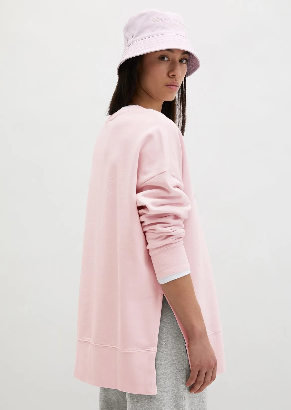 Logo-Sweatshirt loose mit recycelter Baumwolle