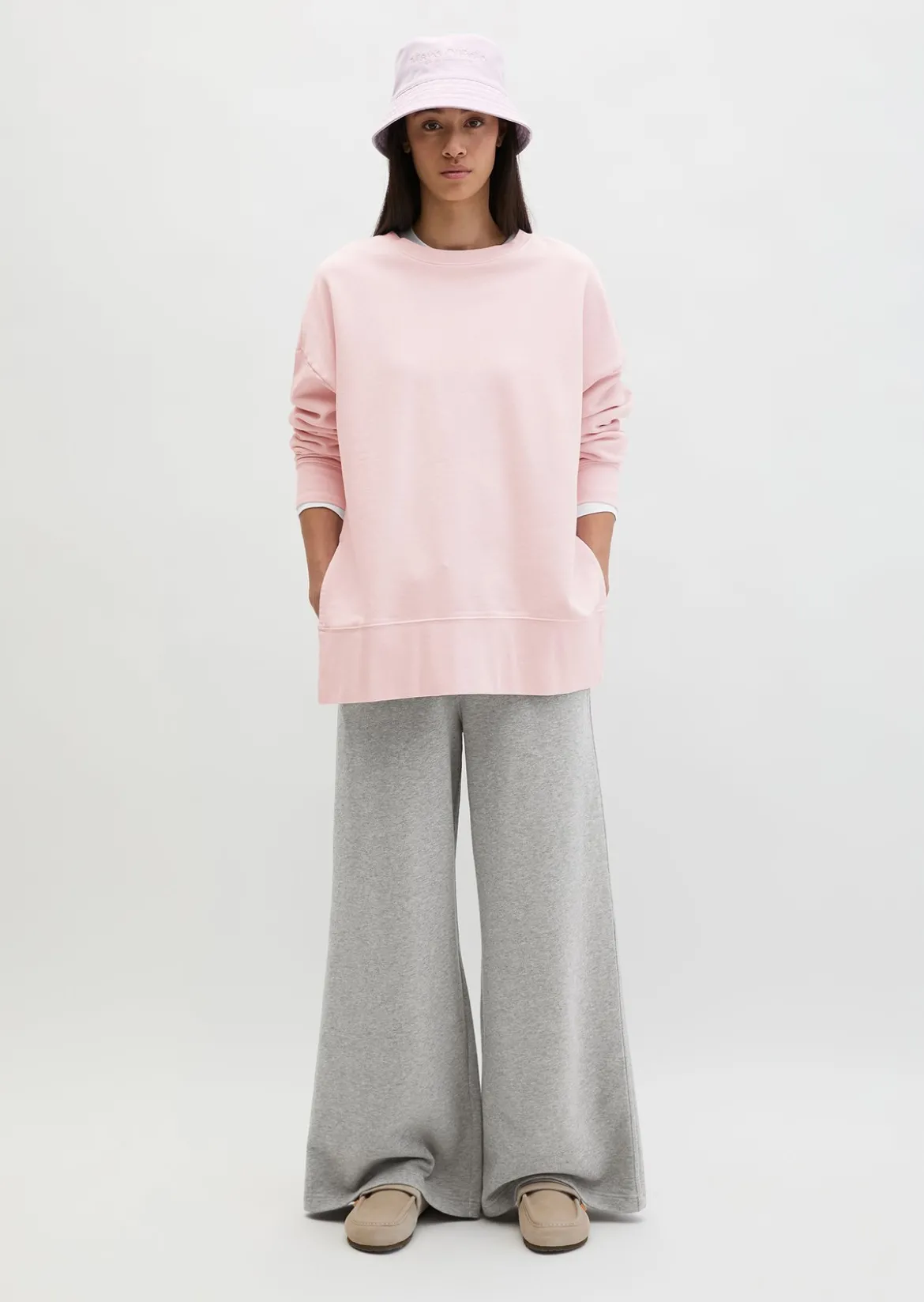 Logo-Sweatshirt loose mit recycelter Baumwolle