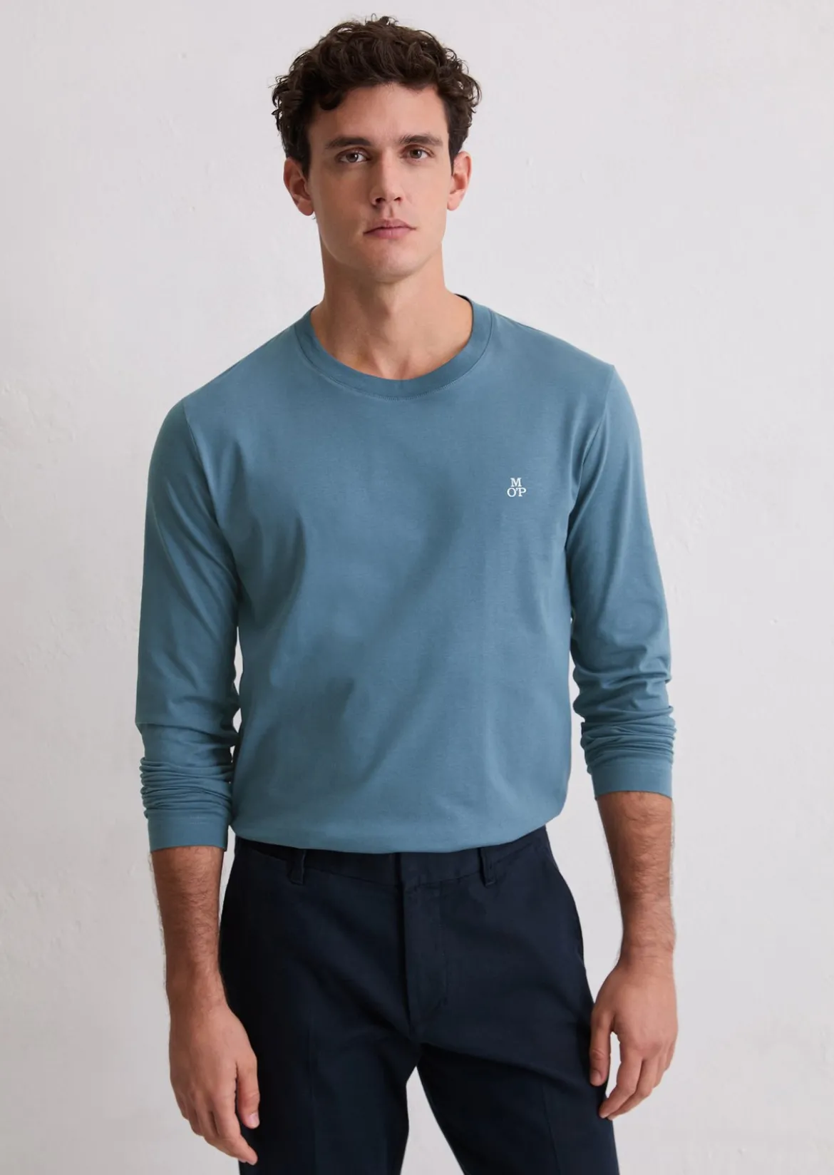 Longsleeve shaped aus reiner Bio-Baumwolle