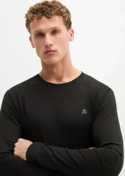 Longsleeve shaped aus reiner Bio-Baumwolle