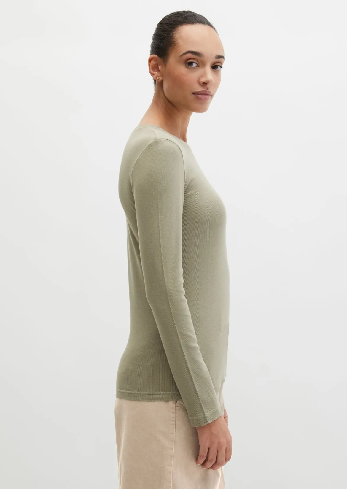 Longsleeve slim garment-dyed aus Rippjersey