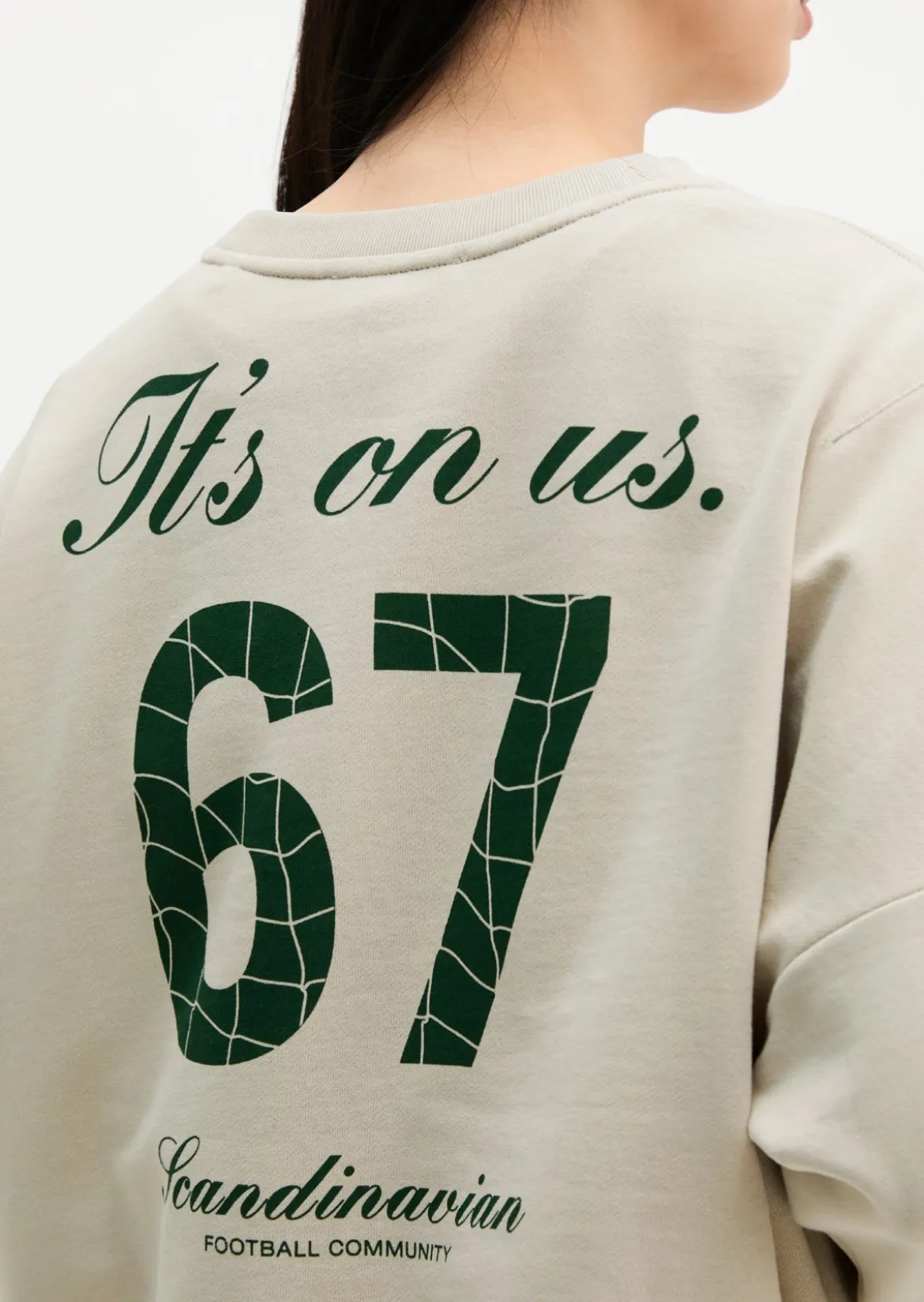 MOP Club '67 Sweater, Oversized, Boxy Fit mit gepeachter Oberfläche