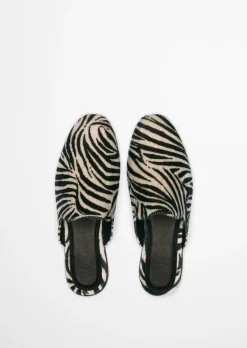 Mule Model Safina in Zebrafell-Optik