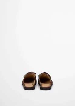 Mule Model Safina mit Schleife und Quasten