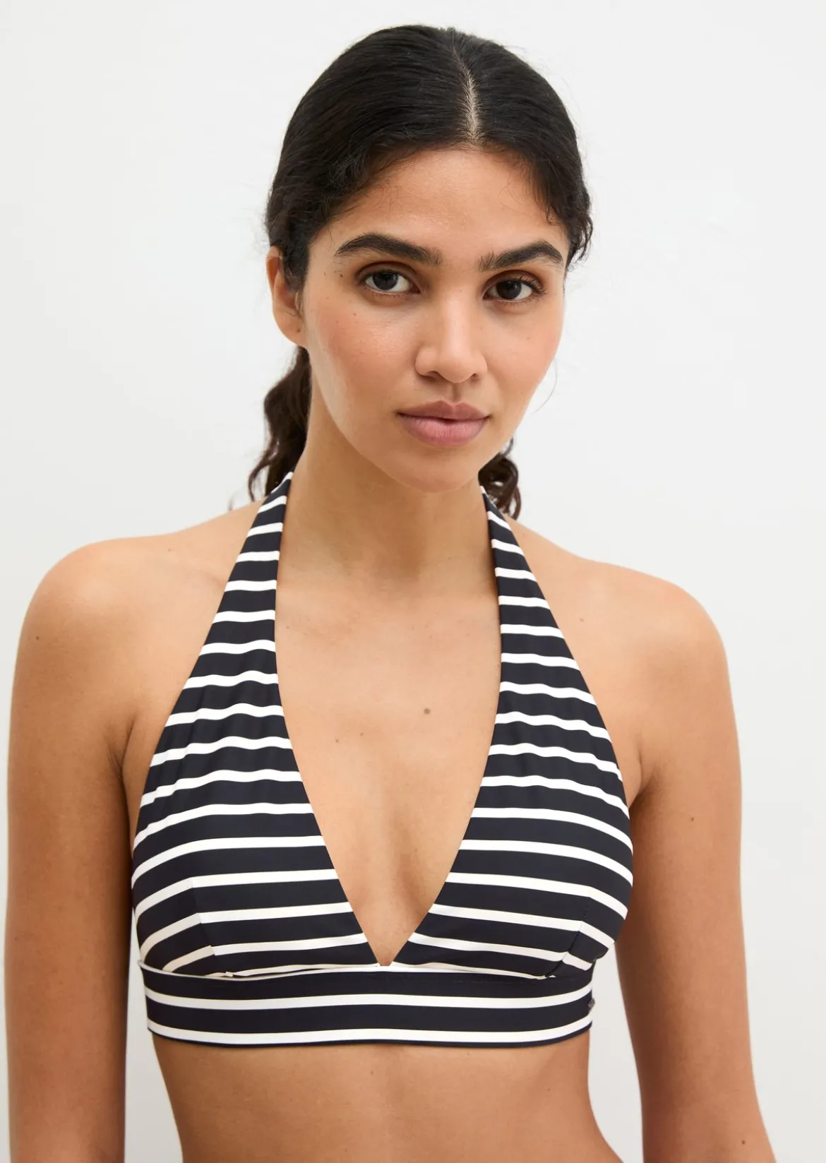 Neckholder-Bikini-Top aus recyceltem Material