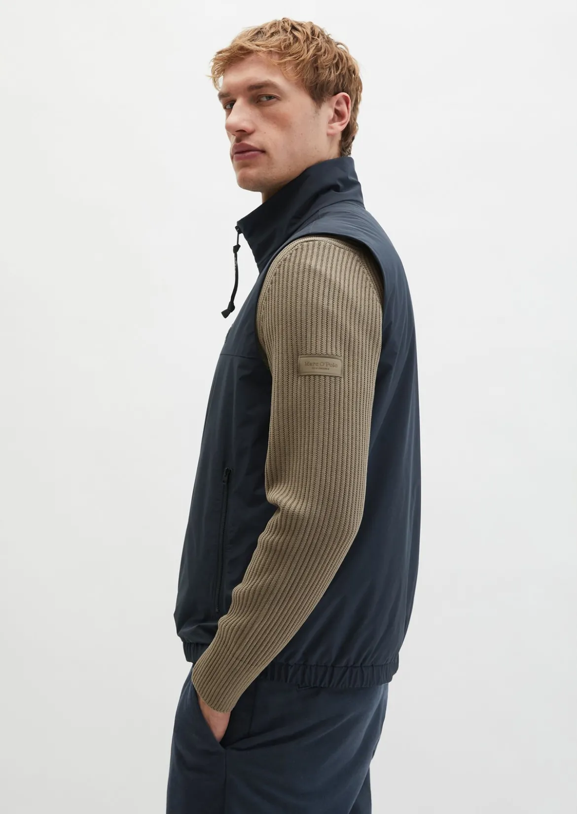 Outdoor-Weste regular aus recyceltem Polyester