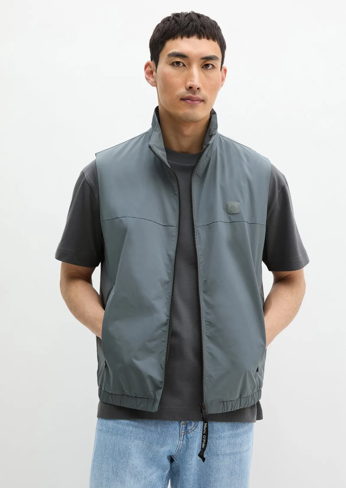 Outdoor-Weste regular aus recyceltem Polyester