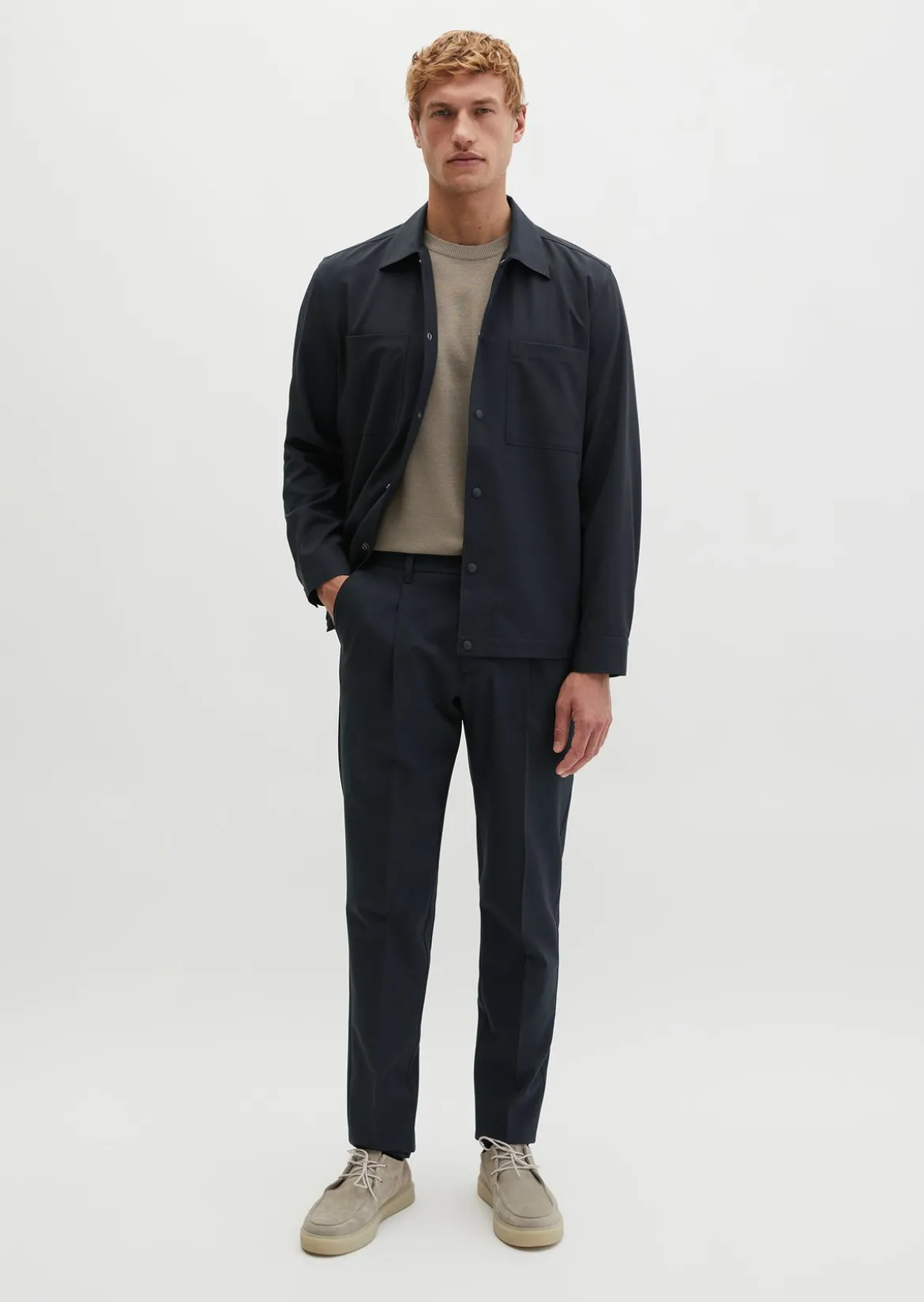 Overshirt DFB Travel Collection aus dehnbarem Tech Wool Blend