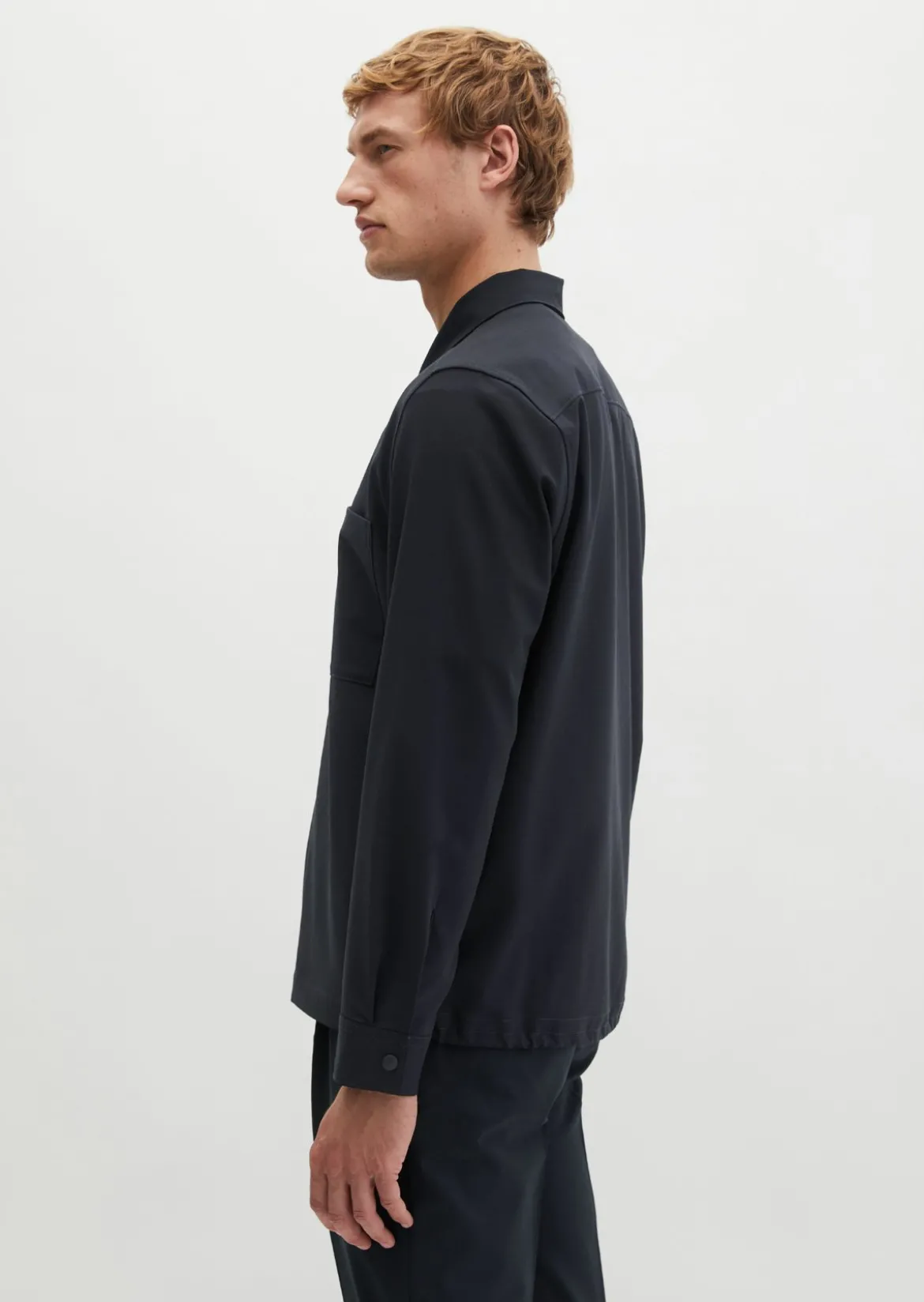 Overshirt DFB Travel Collection aus dehnbarem Tech Wool Blend